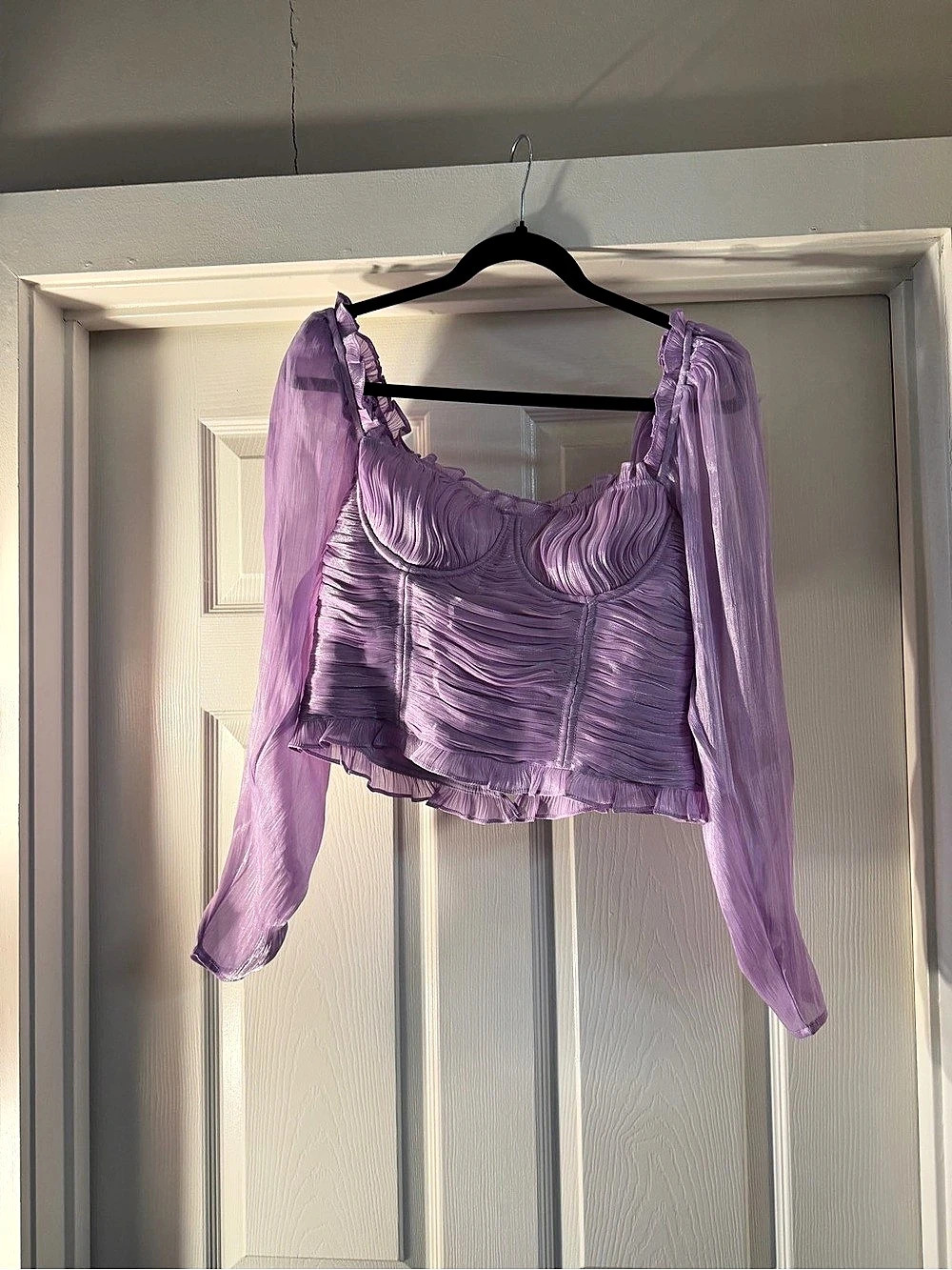 ASTR the Label Ruched Sheer Sleeve Crop Top in Purple Size Large NWT